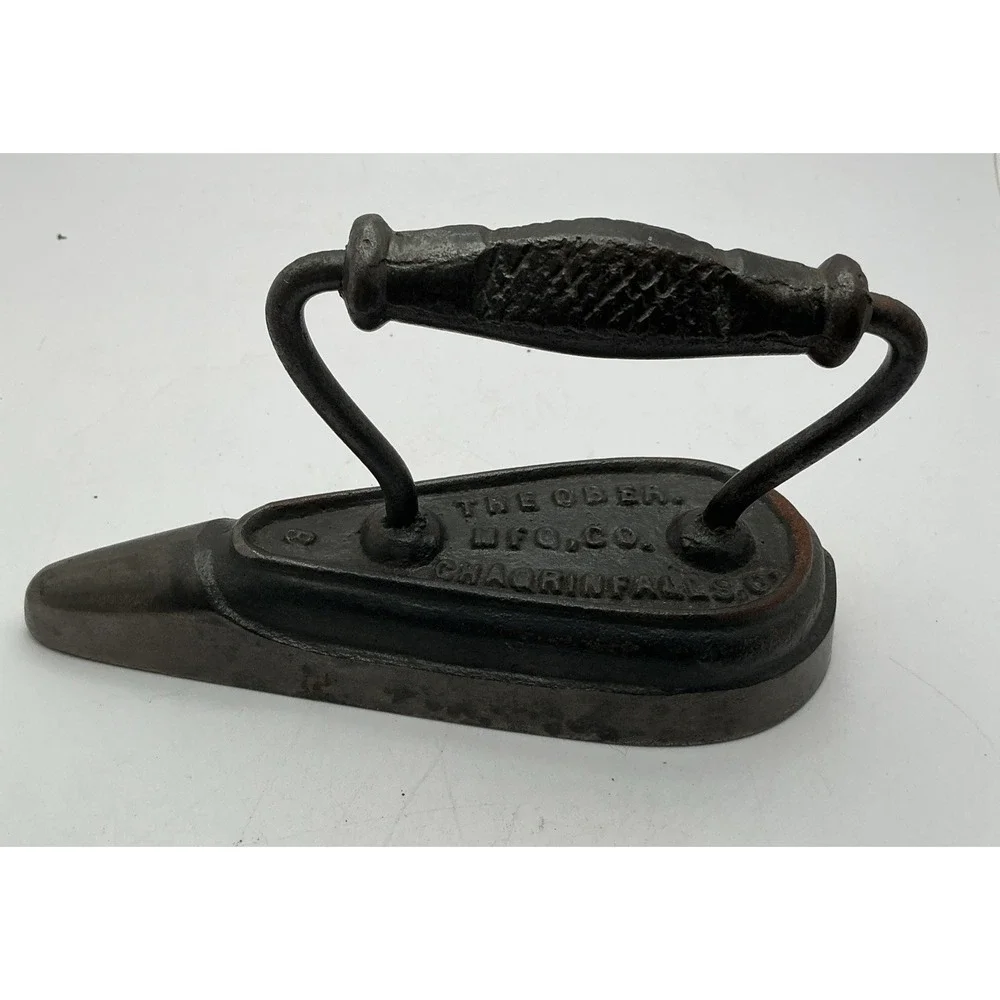 Antique Sleeve Iron,‎ Cast Iron The Ober Mfg Co. Chagrin Falls Ohio 